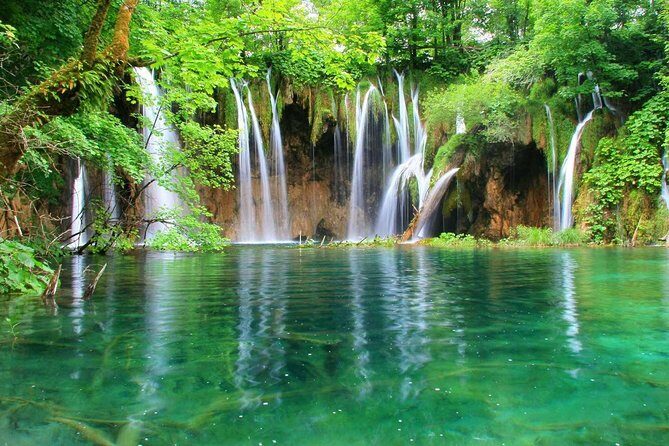 Plitvice Lakes Private Guided Tour from Zagreb with Transfer to Split - Plitvice Lakes: what a guide actually changes