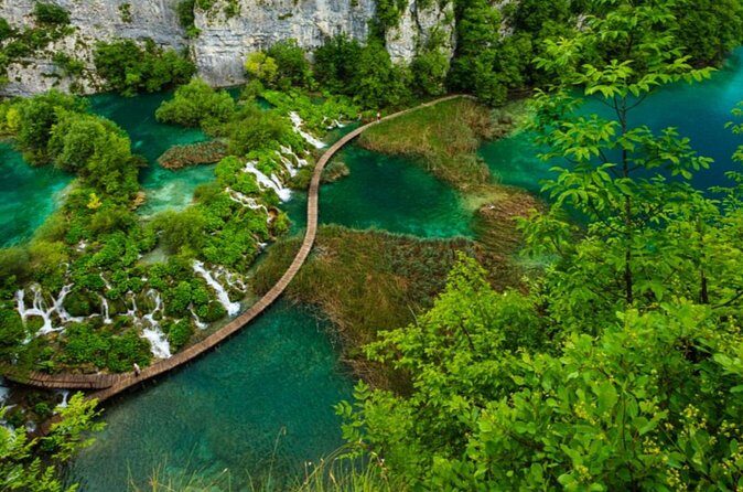 Zagreb to Split private transfer with National park Plitvice lakes guided tour - Train and Kozjak Lake boat cruise: what changes by season